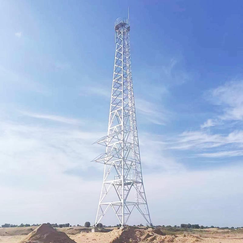 Menara Radar Penerima Sinyal Satelit